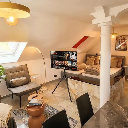Zentrale Garage 4 Gaeste Stuttgart Glorystay Apartment *